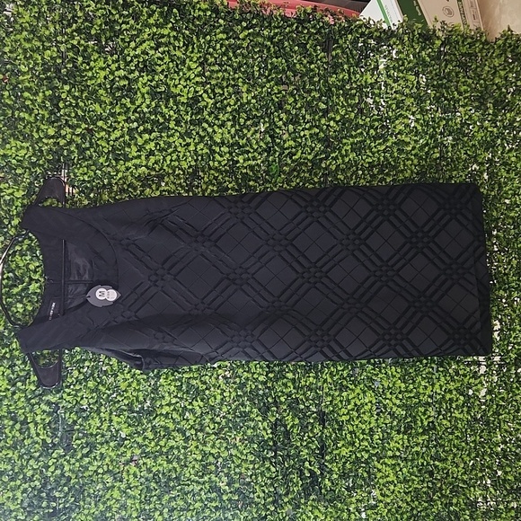 Dresses & Skirts - Jones New York Luxe Black Plaid Brocade Sheath Dress with Shell Detail